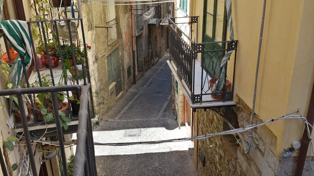 Madema B&B Cefalu Bagian luar foto